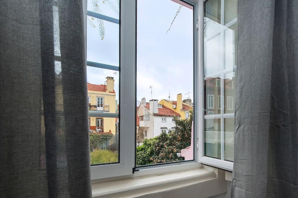 Charming 2 Bedroom Apartment Avenida Da Liberdade Lisbon Exterior photo